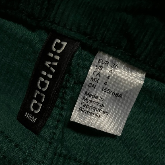 H&M green corduroy pants - Picture 4 of 4